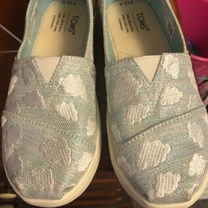 Little kids Toms